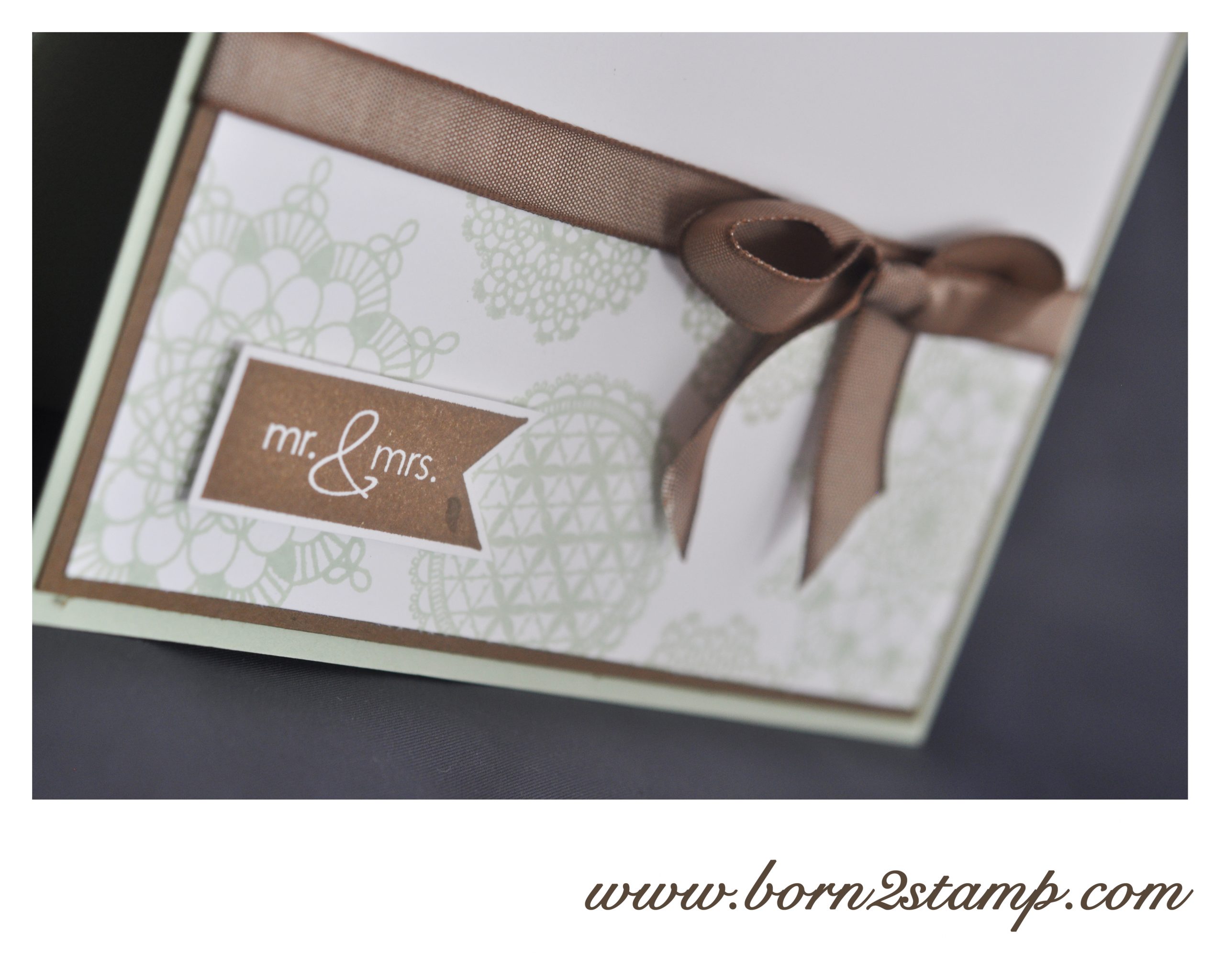 Stampin‘ UP! Hochzeitskarte mit Delicate Doilies und Fahnengruß